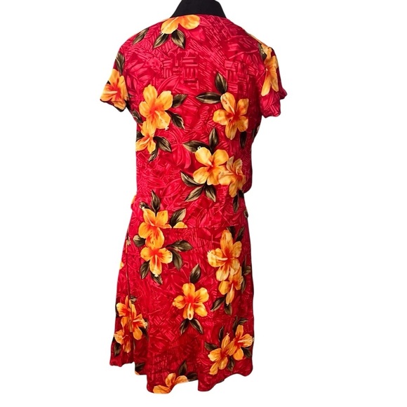 Hilo Hattie Vibrant Hibiscus Print Floral Two Piece Dress Hawaiian Size Small - Picture 3 of 13